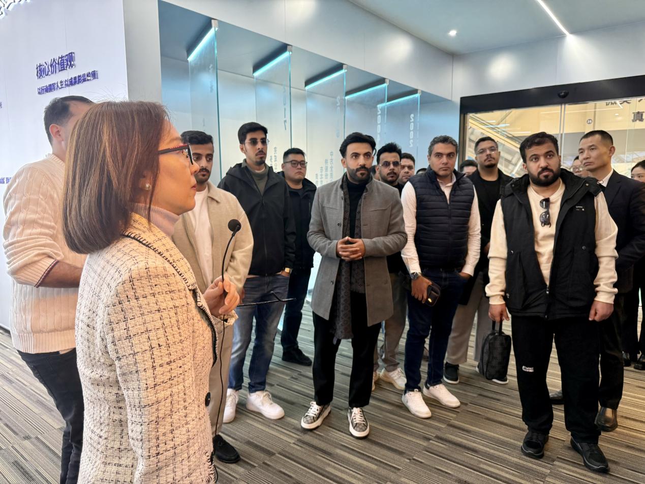 G:/秦艳薇/照片/2025年/2025.12.10外方客户来访/IMG_8346.JPGIMG_8346